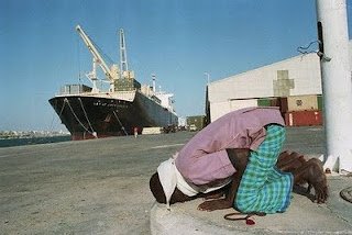 Foto-Foto Inspiratif Muslim Sholat 6 Foto-Foto Inspiratif Muslim Sholat 6