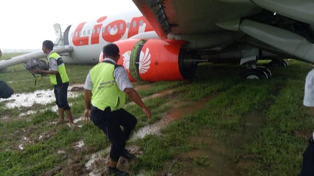 Pesawat Lion Air Tergelincir Pesawat Lion Air Tergelincir