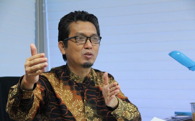 PKS: Pengedit dan Penyebar Fitnah Video Hoaks Pembunuhan Haringga Harus Dihukum PKS: Pengedit dan Penyebar Fitnah Video Hoaks Pembunuhan Haringga Harus Dihukum