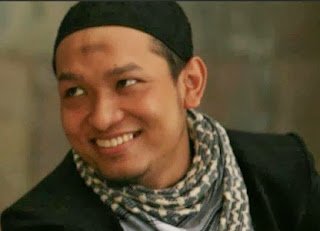 Salim A Fillah Salim A Fillah
