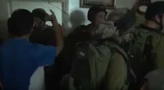 Tentara israel diusir Tentara israel diusir