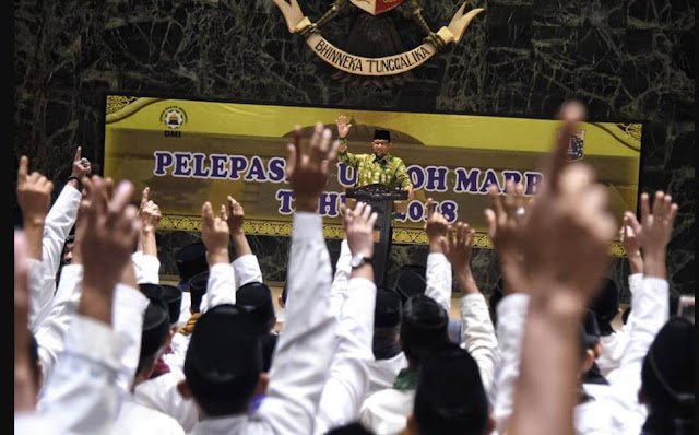 Gubernur Anies Umrahkan 267 Marbut Masjid Gubernur Anies Umrahkan 267 Marbut Masjid