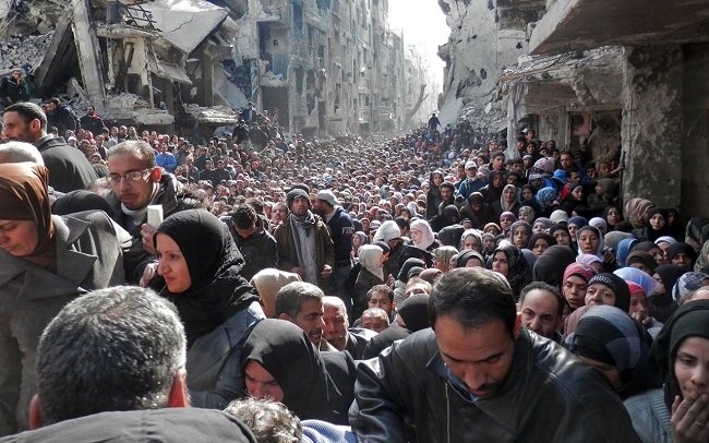 Sekitar 45.000 warga Aleppo Suriah telah tiba di daerah yang aman. Sekitar 45.000 warga Aleppo Suriah telah tiba di daerah yang aman.