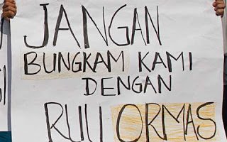 demokrasi omong kosong demokrasi omong kosong